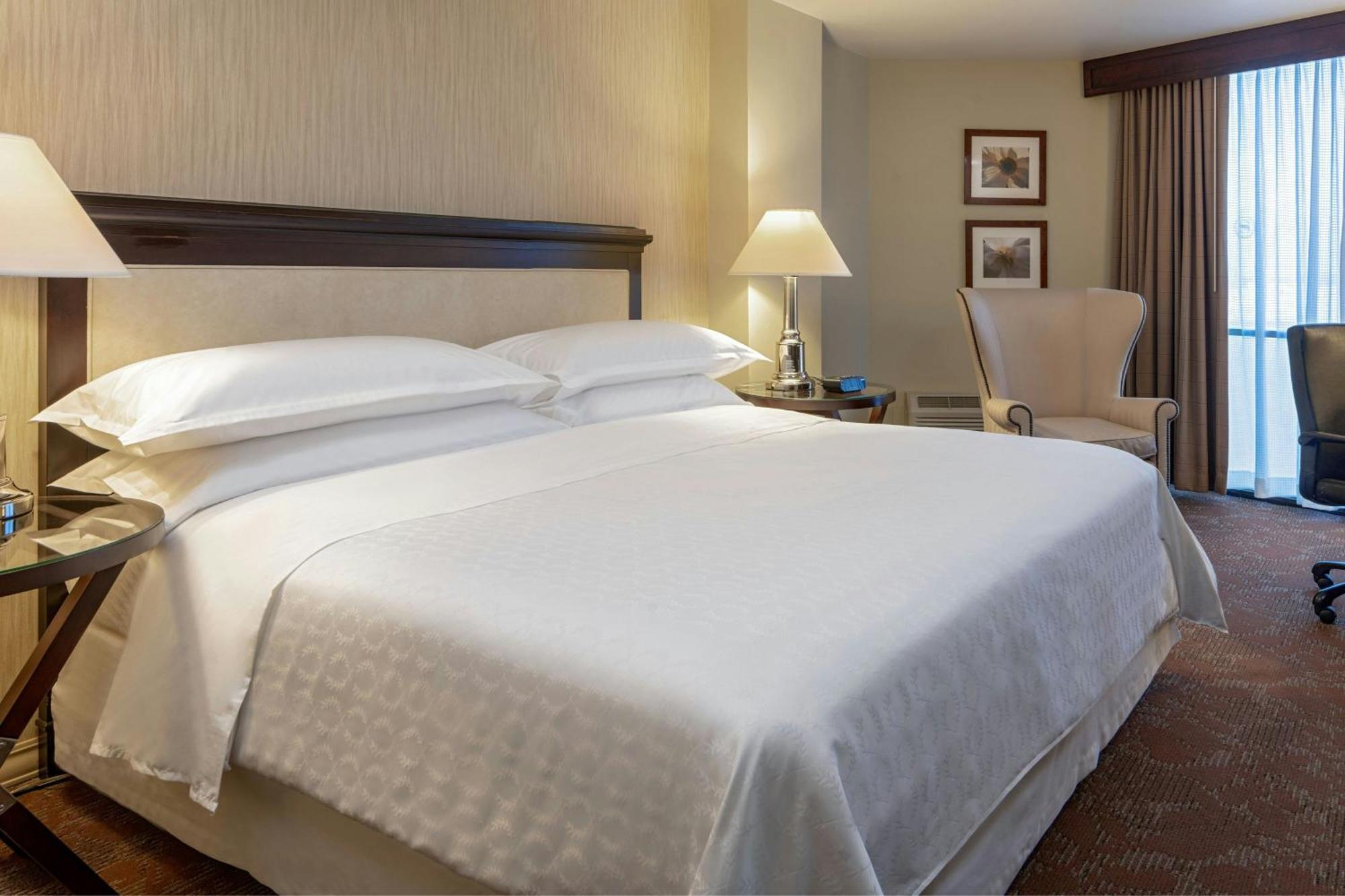 Sheraton Houston Brookhollow Hotel Esterno foto
